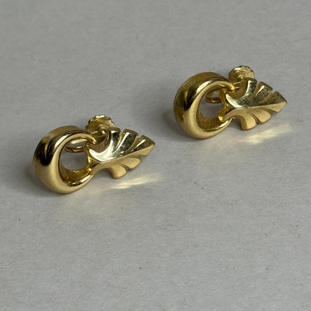 Vintage Leaf Hoop Screw Back Earrings Mid Century Modern Gold Tone
